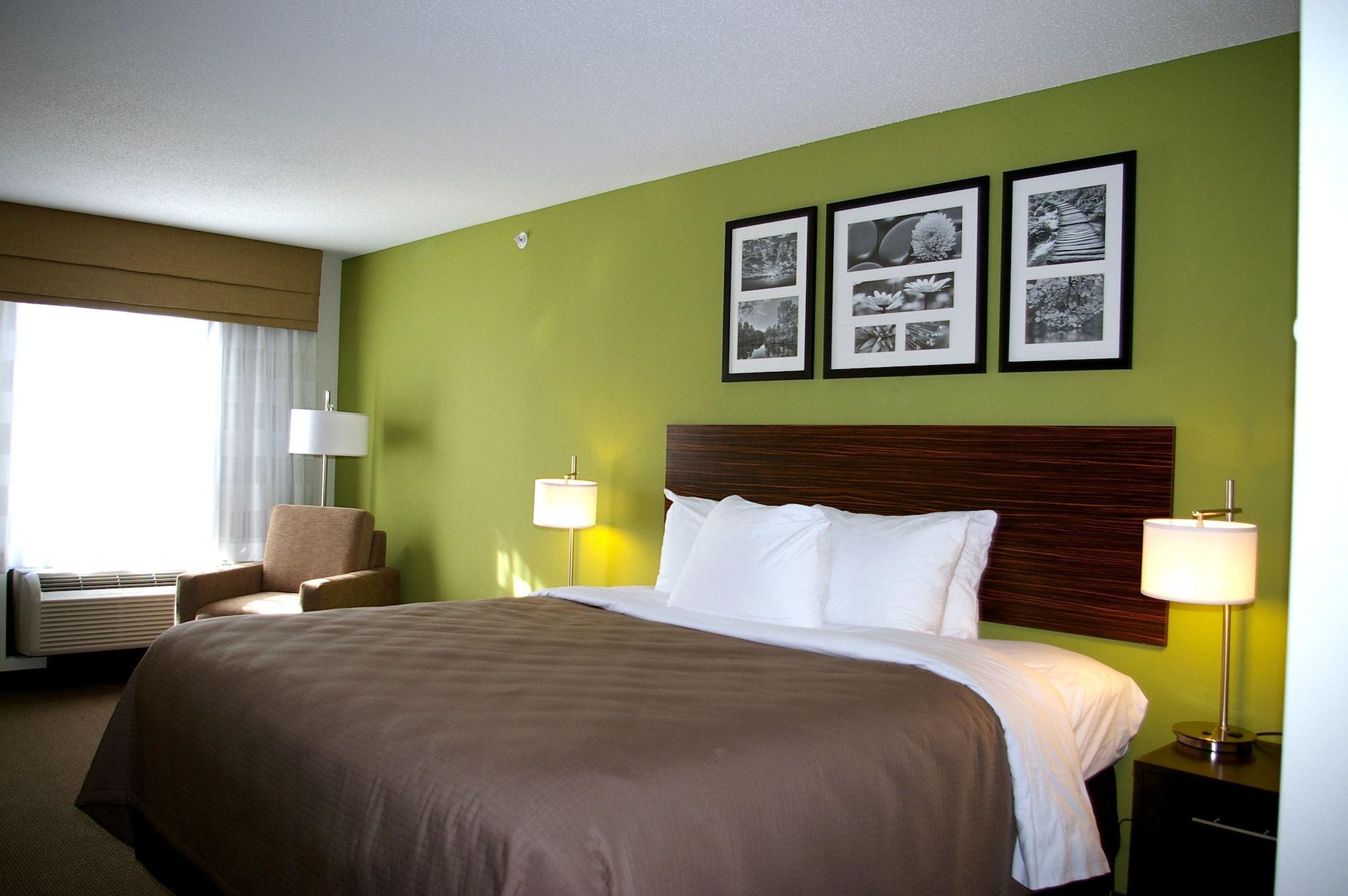 Sleep Inn & Suites Harbour Pointe Brandermill Bagian luar foto